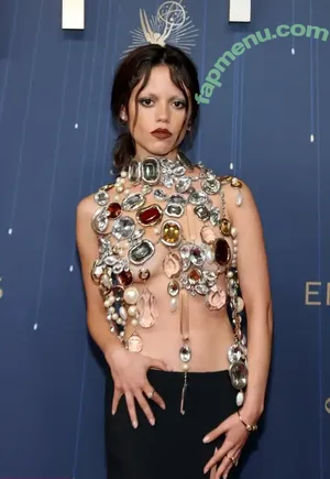 Jenna Ortega / Page / jennaortega / ortega00 nude photo #0970