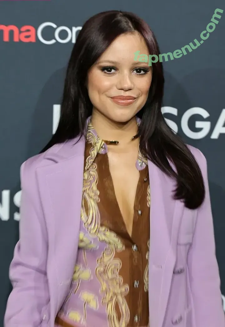 Jenna Ortega nude photo #0036 (Page / jennaortega / ortega00)