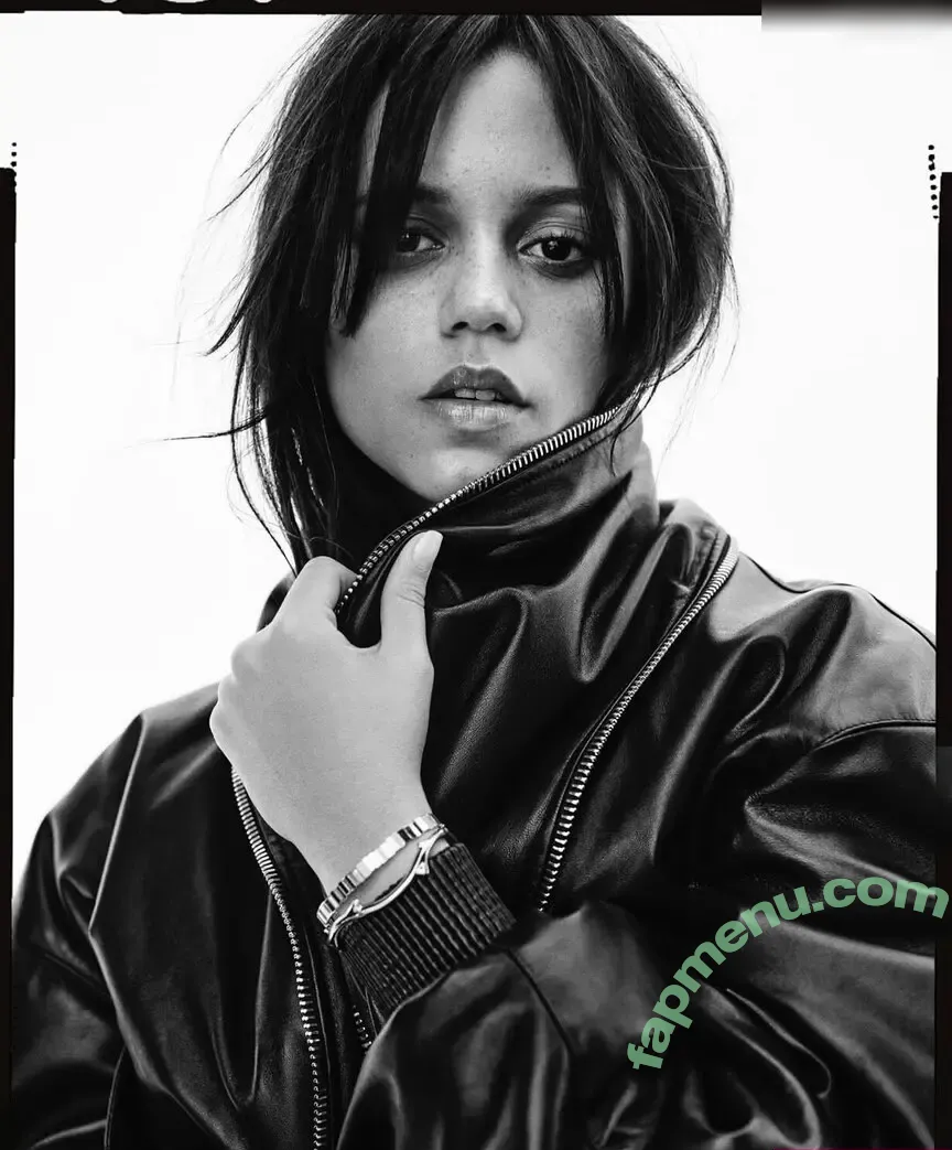 Jenna Ortega nude photo #0099 (Page / jennaortega / ortega00)