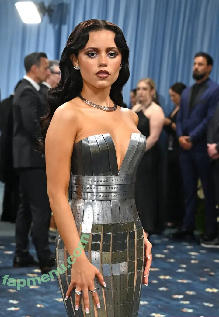 Jenna Ortega nude photo #0182 (jennaortega)