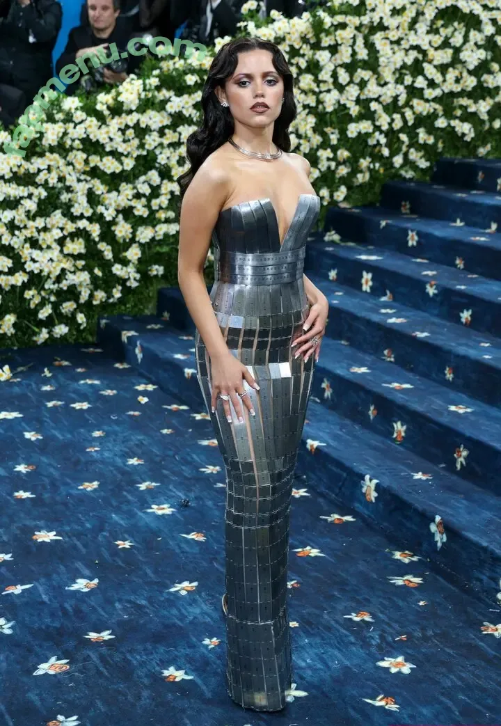 Jenna Ortega nude photo #0184 (jennaortega)