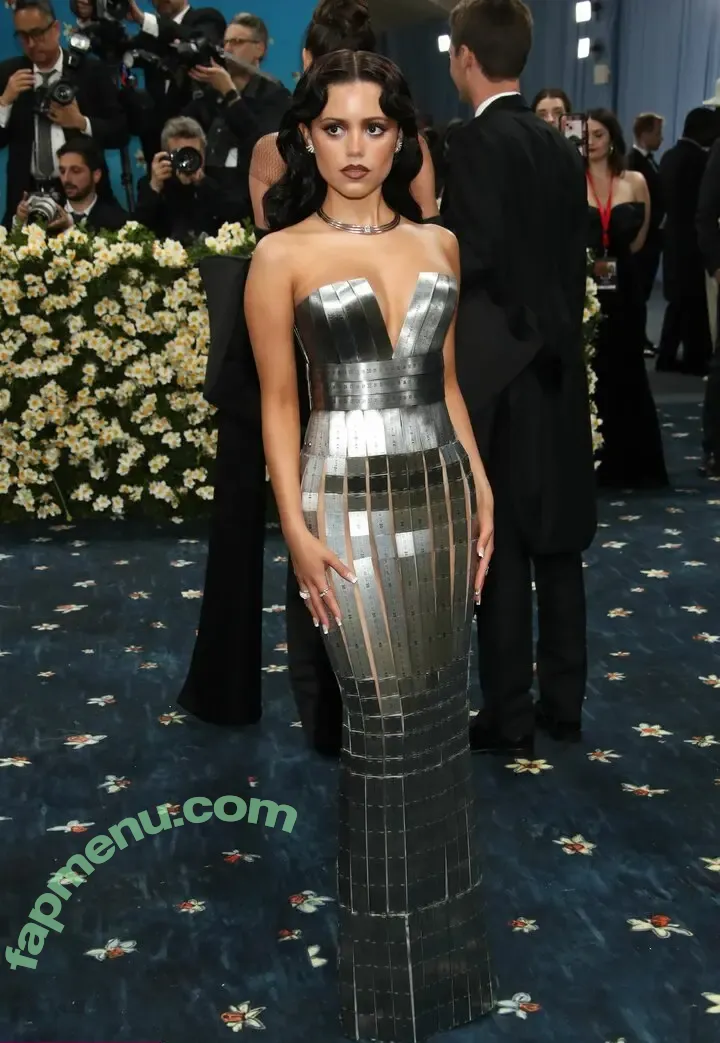 Jenna Ortega nude photo #0202 (jennaortega)