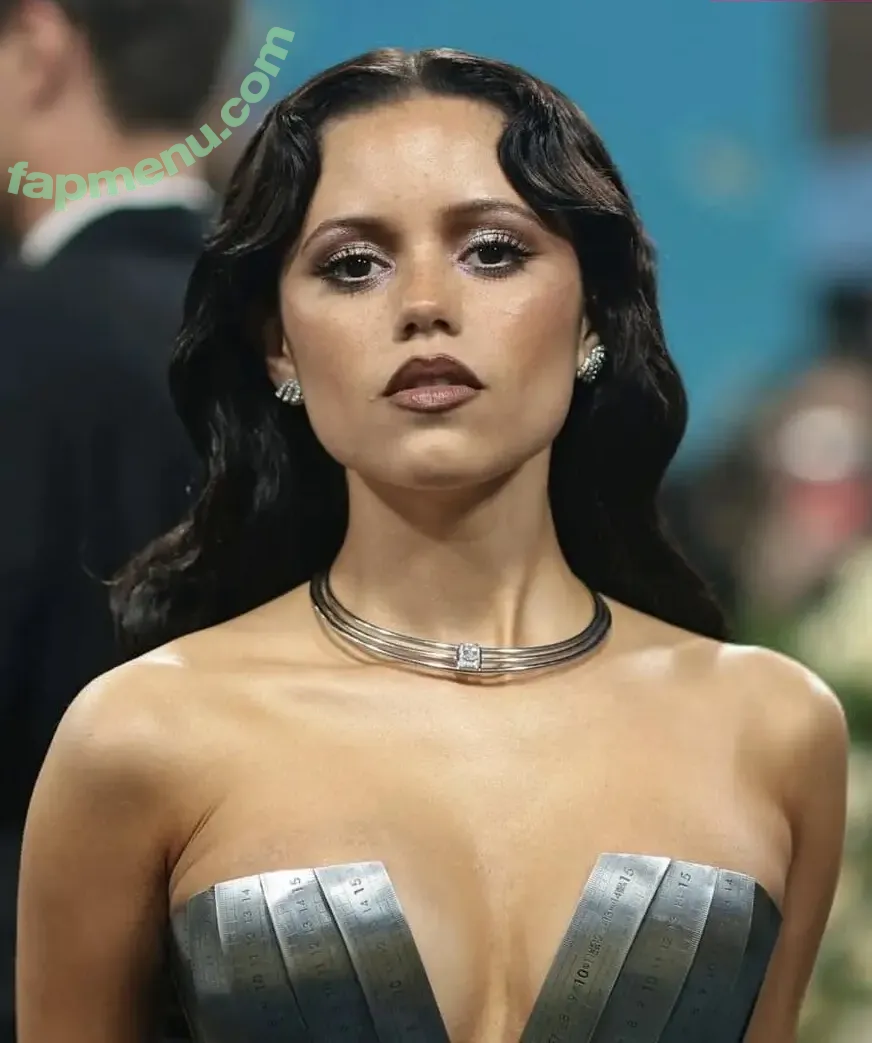 Jenna Ortega nude photo #0231 (Page / jennaortega / ortega00)