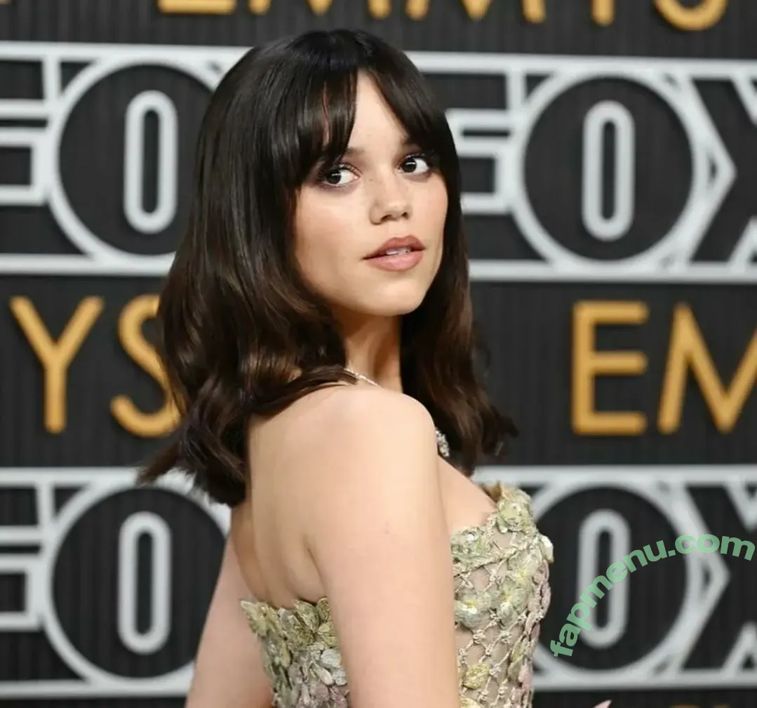 Jenna Ortega nude photo #0425 (jennaortega)