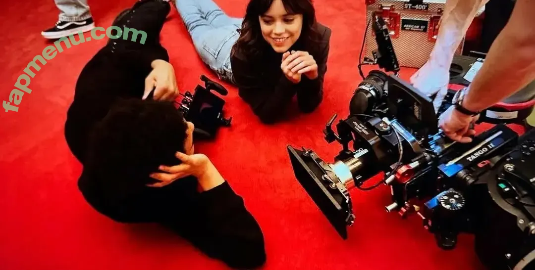 Jenna Ortega nude photo #0498 (Page / jennaortega / ortega00)