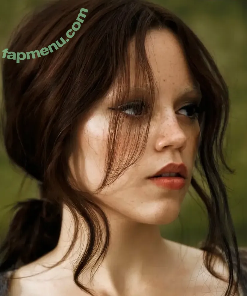 Jenna Ortega nude photo #0932 (Page / jennaortega / ortega00)