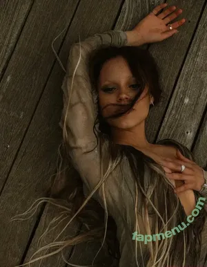 Jenna Ortega / Page / jennaortega / ortega00 nude photo #1012