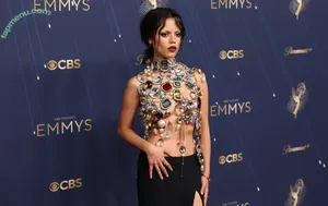 Jenna Ortega / Page / jennaortega / ortega00 nude photo #1061