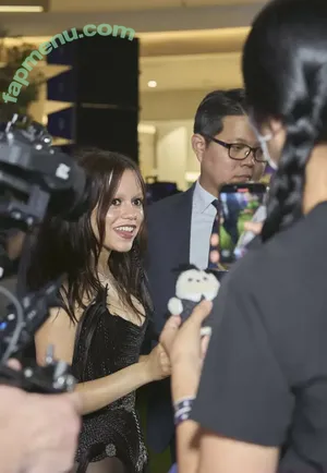 Jenna Ortega / Page / jennaortega / ortega00 nude photo #1085