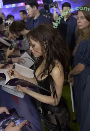 Jenna Ortega / Page / jennaortega / ortega00 nude photo #1086