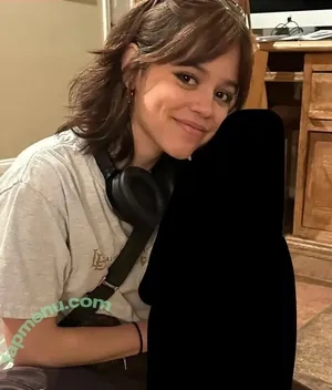Jenna Ortega / Page / jennaortega / ortega00 nude photo #1127
