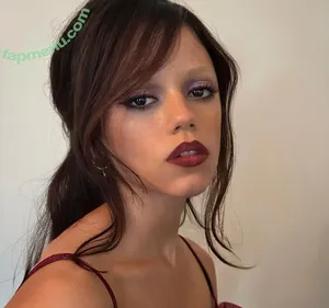 Jenna Ortega / Page / jennaortega / ortega00 nude photo #1261