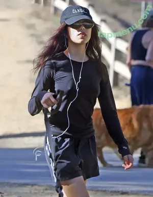 Jenna Ortega / Page / jennaortega / ortega00 nude photo #1299