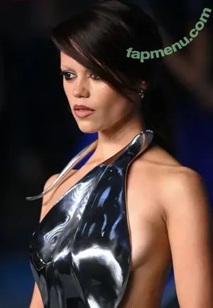 Jenna Ortega / Page / jennaortega / ortega00 nude photo #1312