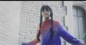 Jenna Ortega / Page / jennaortega / ortega00 nude photo #1417