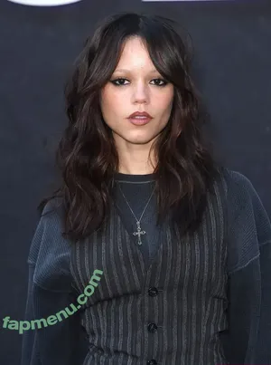 Jenna Ortega / Page / jennaortega / ortega00 nude photo #1510