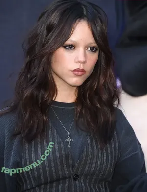 Jenna Ortega / Page / jennaortega / ortega00 nude photo #1512