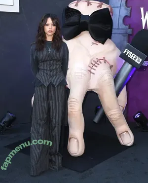 Jenna Ortega / Page / jennaortega / ortega00 nude photo #1522