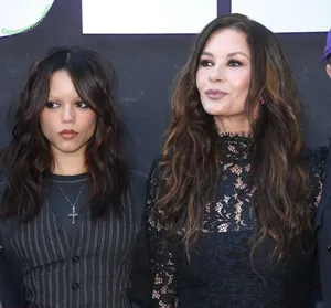 Jenna Ortega / Page / jennaortega / ortega00 nude photo #1523