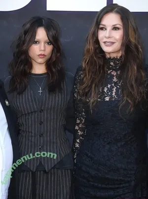 Jenna Ortega / Page / jennaortega / ortega00 nude photo #1524