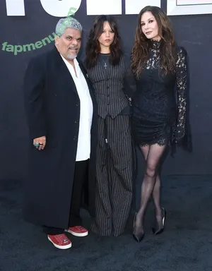 Jenna Ortega / Page / jennaortega / ortega00 nude photo #1532