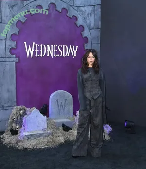 Jenna Ortega / Page / jennaortega / ortega00 nude photo #1544