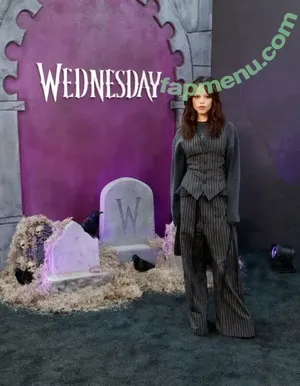 Jenna Ortega / Page / jennaortega / ortega00 nude photo #1548