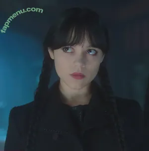 Jenna Ortega / Page / jennaortega / ortega00 nude photo #1573