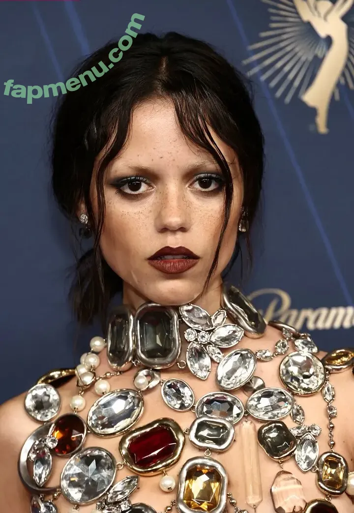 Jenna Ortega nude photo #1067 (Page / jennaortega / ortega00)
