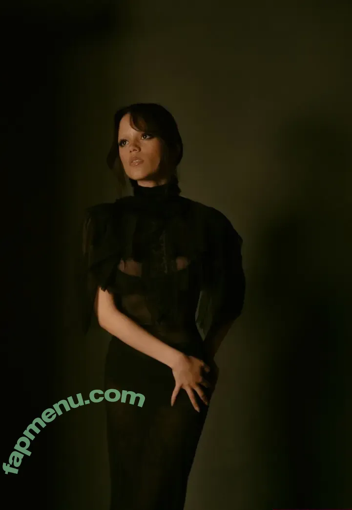 Jenna Ortega nude photo #1077 (Page / jennaortega / ortega00)