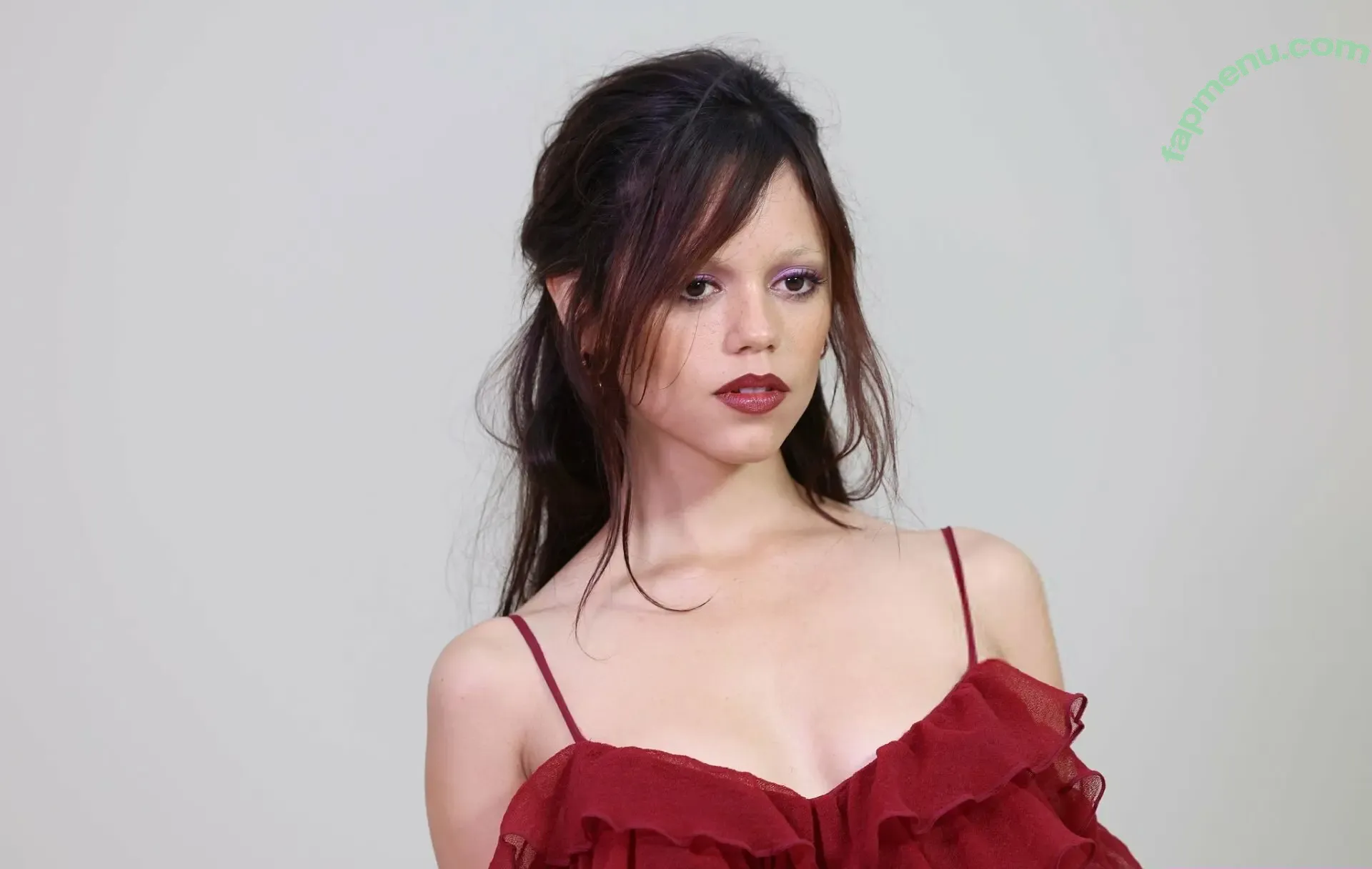 Jenna Ortega nude photo #1223 (Page / jennaortega / ortega00)