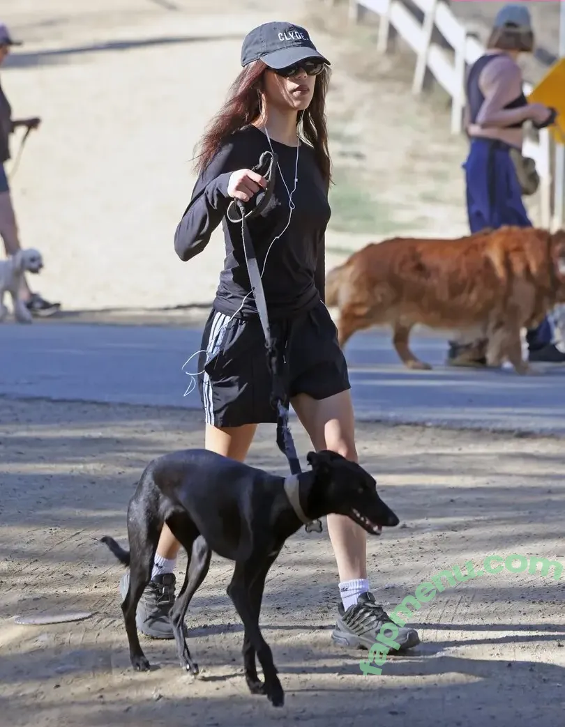 Jenna Ortega nude photo #1292 (Page / jennaortega / ortega00)