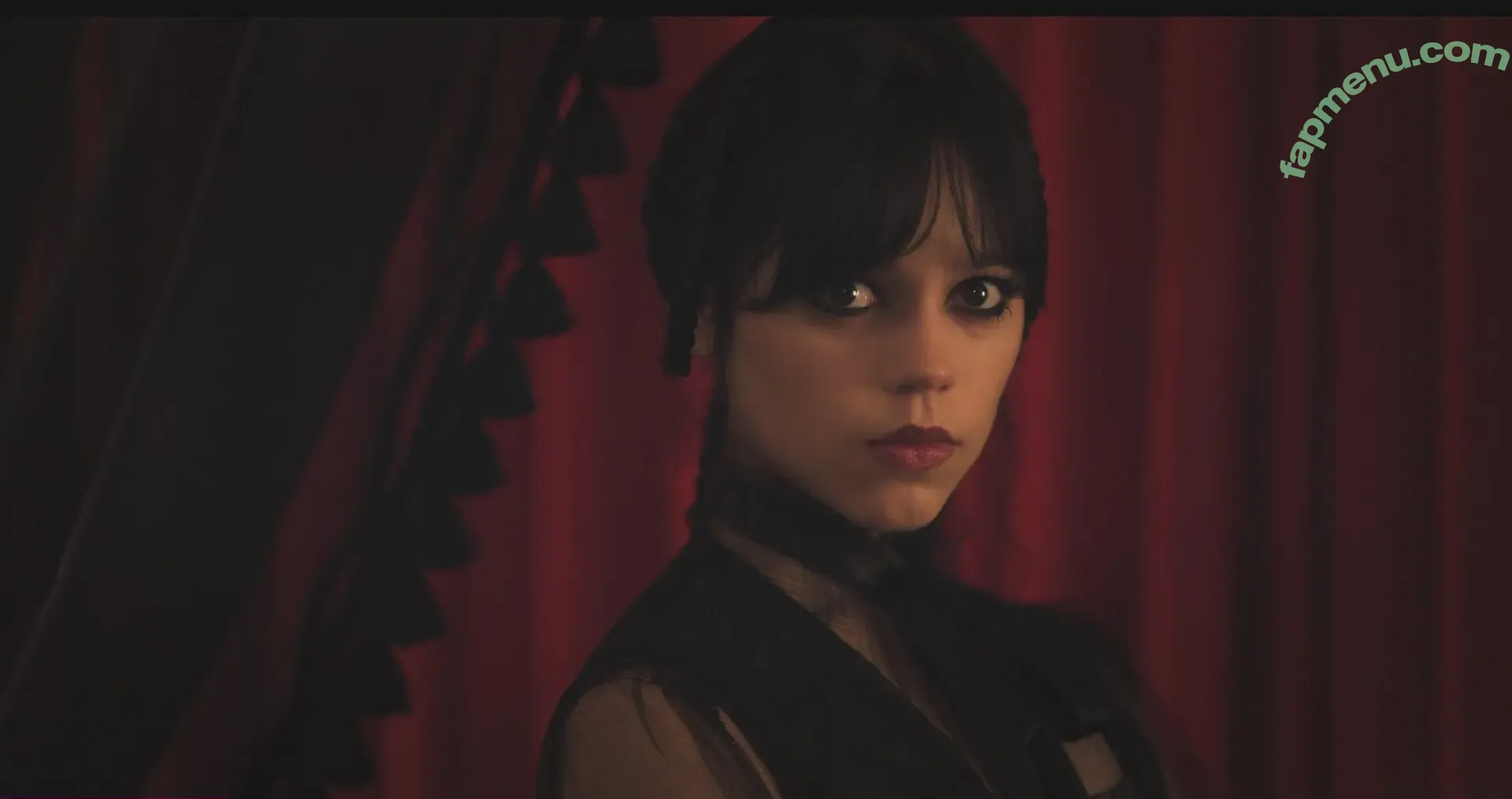 Jenna Ortega nude photo #1383 (Page / jennaortega / ortega00)