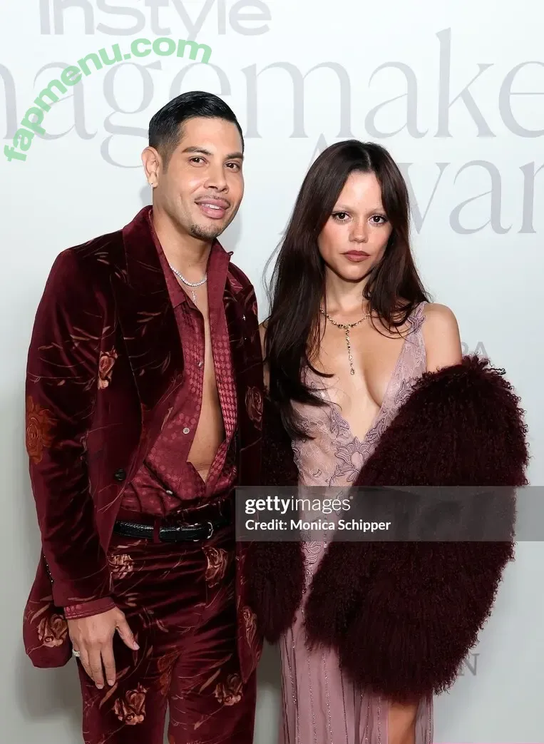 Jenna Ortega nude photo #1436 (Page / jennaortega / ortega00)