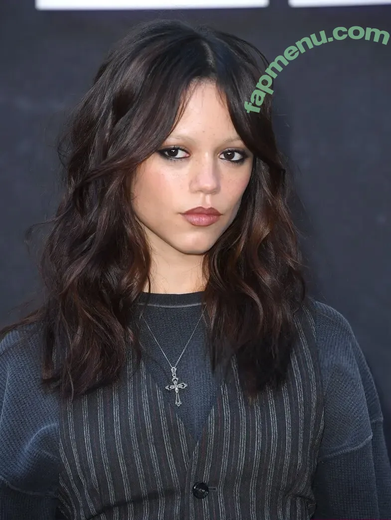 Jenna Ortega nude photo #1513 (Page / jennaortega / ortega00)