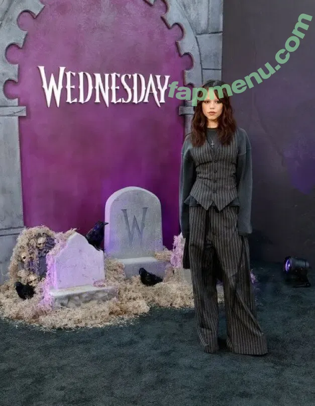 Jenna Ortega nude photo #1548 (Page / jennaortega / ortega00)