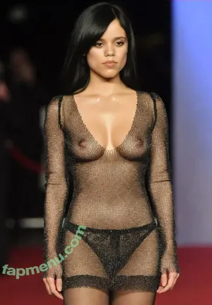 Jenna Ortega / Page / jennaortega nude photo #2644