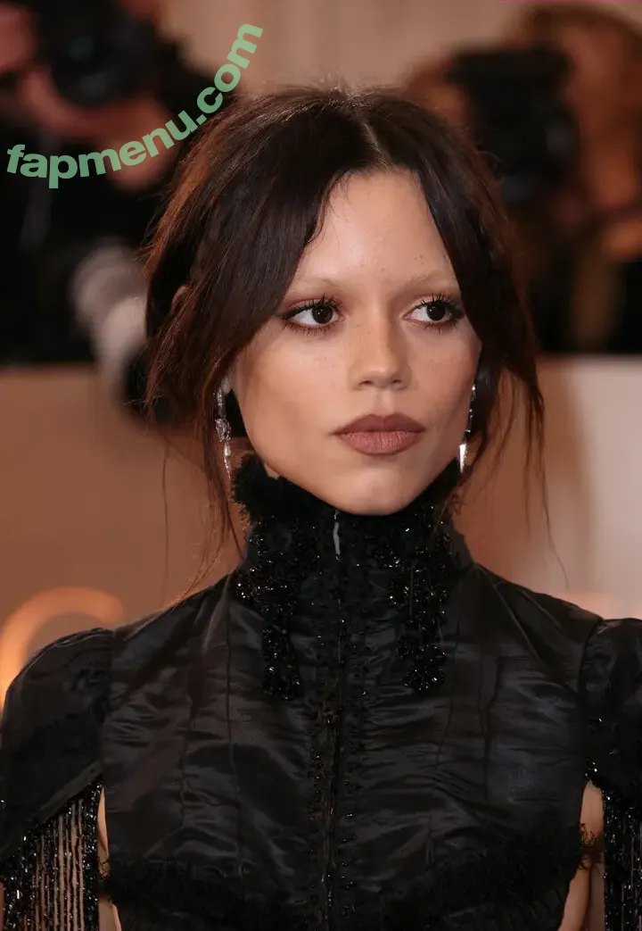 Jenna Ortega nude photo #2898 (jennaortega / ortega_jenna)