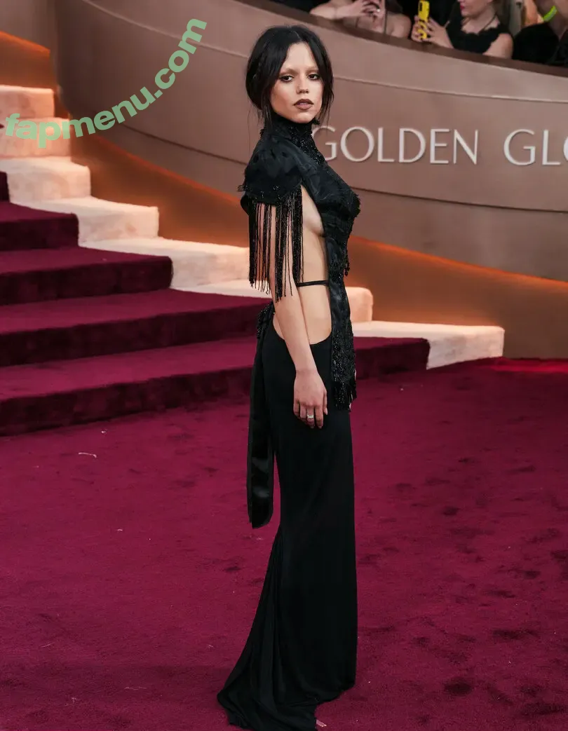 Jenna Ortega nude photo #2936 (jennaortega / ortega_jenna)