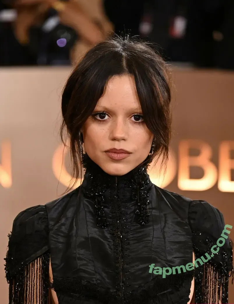 Jenna Ortega nude photo #2940 (jennaortega)