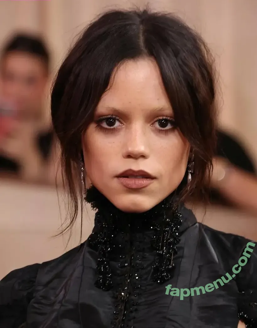 Jenna Ortega nude photo #2955 (jennaortega)