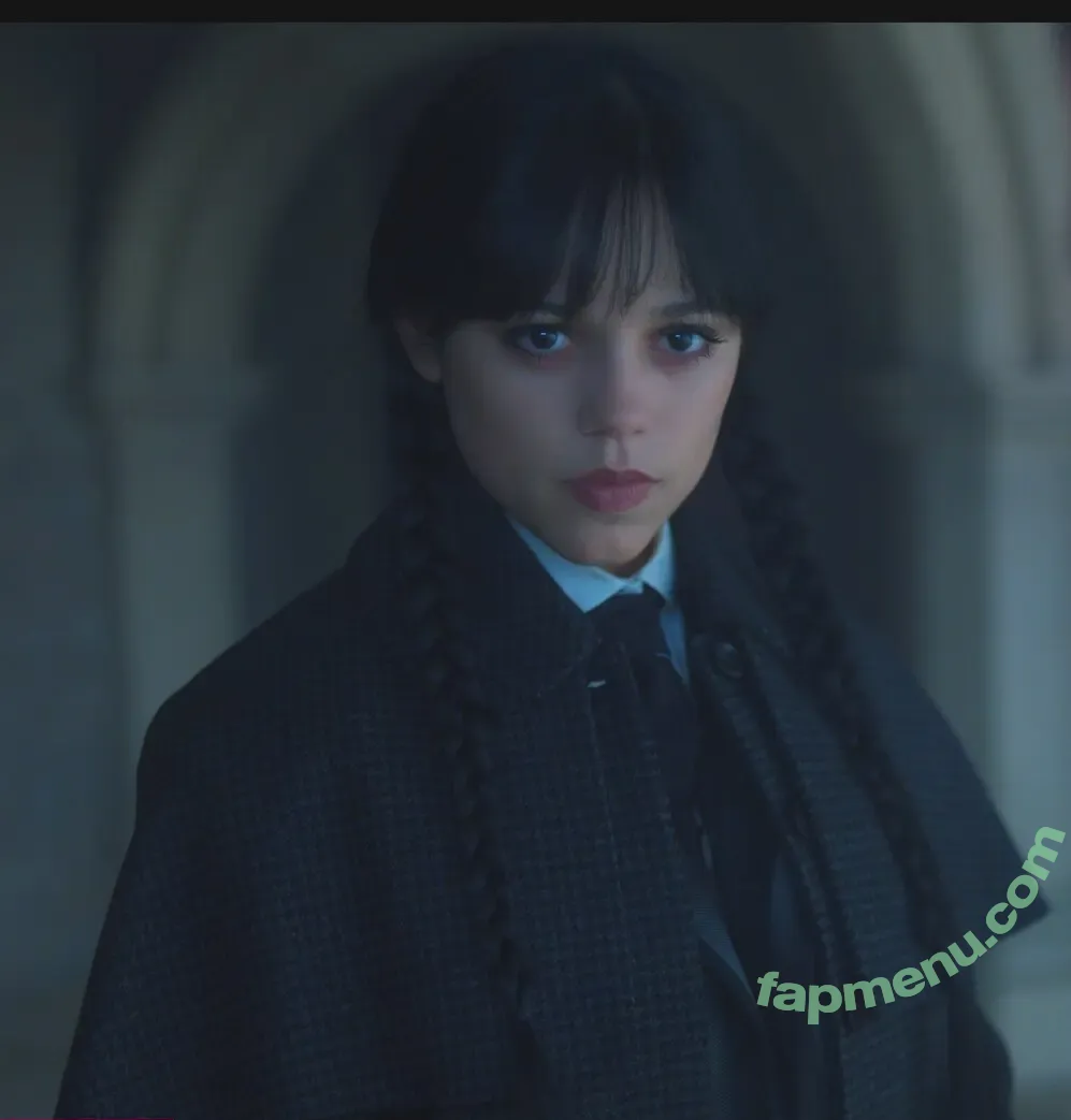 Jenna Ortega nude photo #2974 (jennaortega)