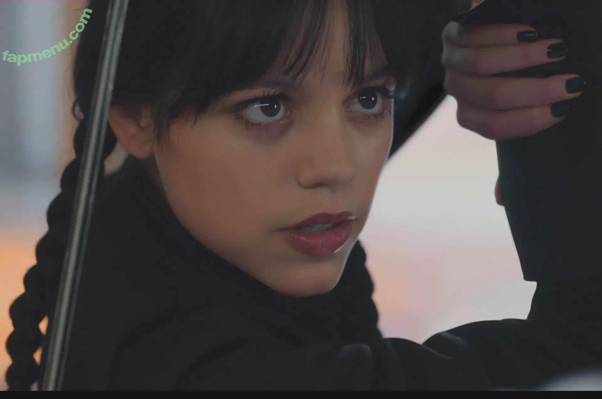 Jenna Ortega nude photo #2978 (jennaortega)