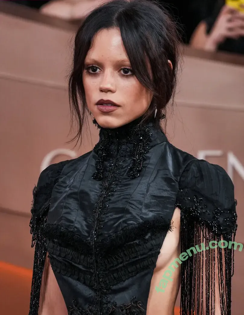 Jenna Ortega nude photo #3004 (jennaortega)