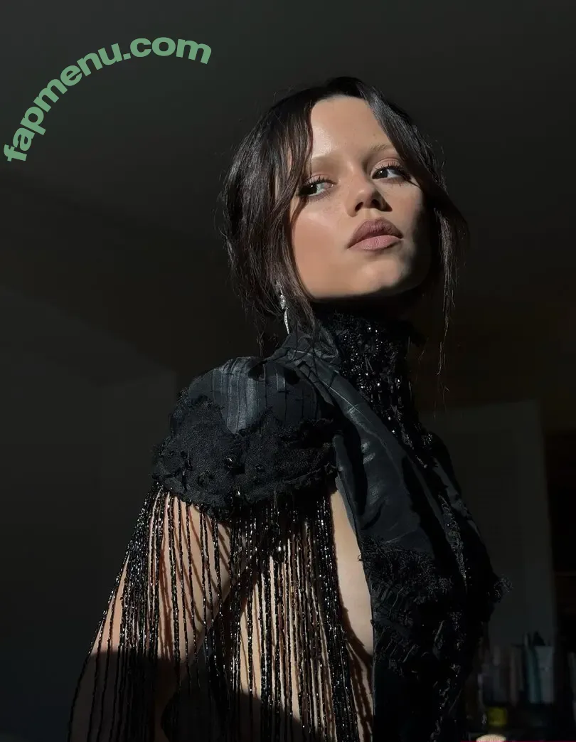 Jenna Ortega nude photo #3071 (jennaortega)