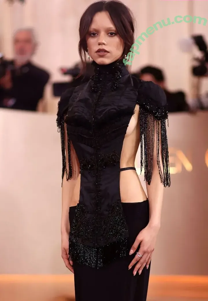 Jenna Ortega nude photo #3091 (jennaortega)