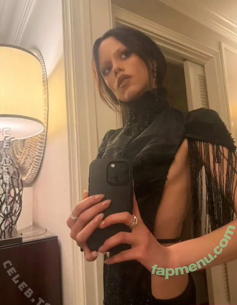 Jenna Ortega nude photo #3115 (jennaortega)