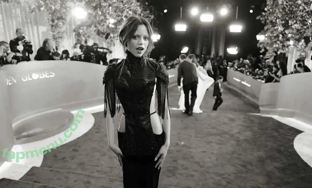 Jenna Ortega nude photo #3261 (jennaortega)