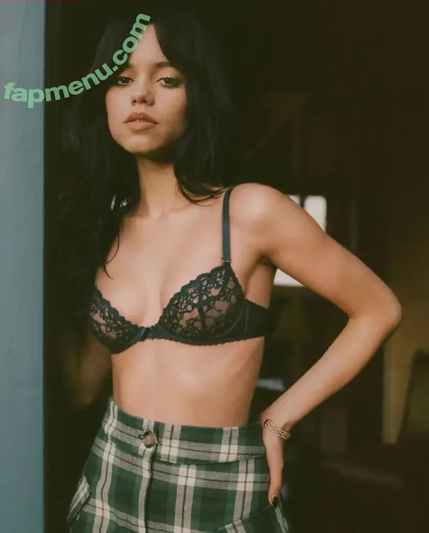 Jenna Ortega nude photo #3286 (jennaortega)