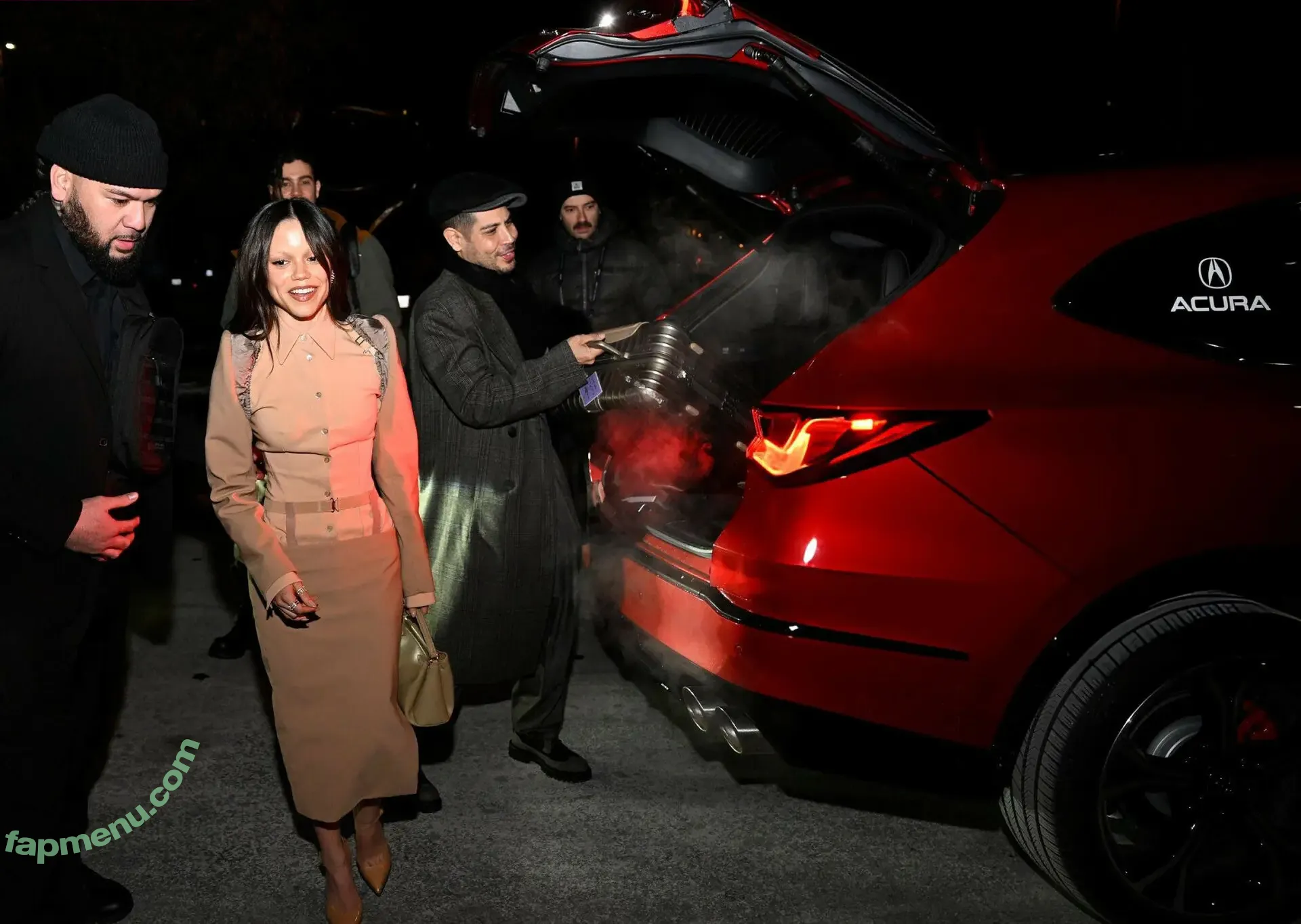 Jenna Ortega nude photo #3426 (Page / jennaortega)